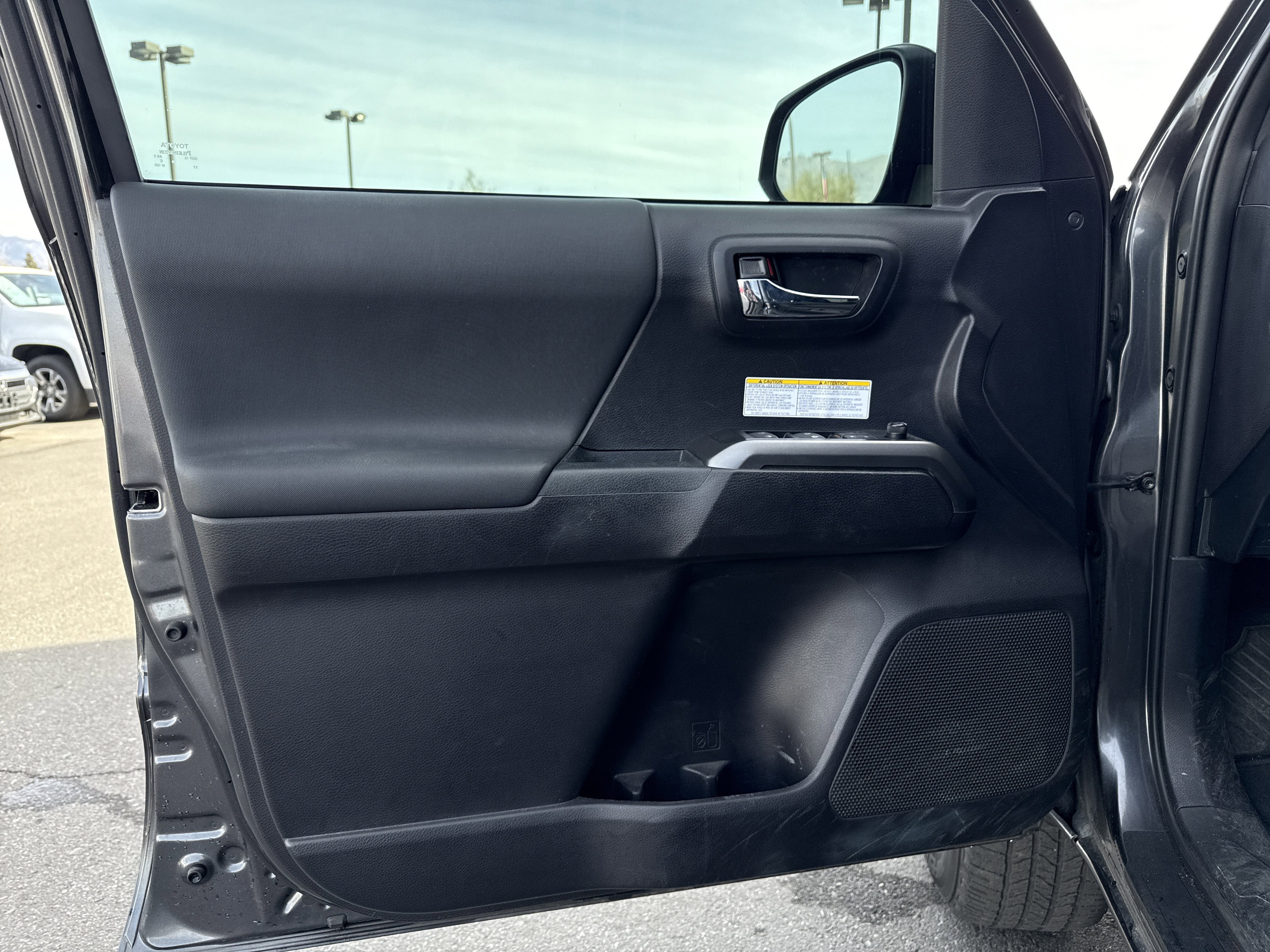 2020 Toyota Tacoma 2WD SR5