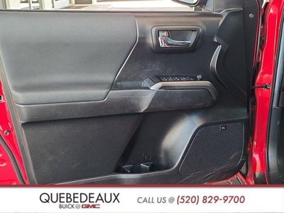 2022 Toyota Tacoma 4WD SR