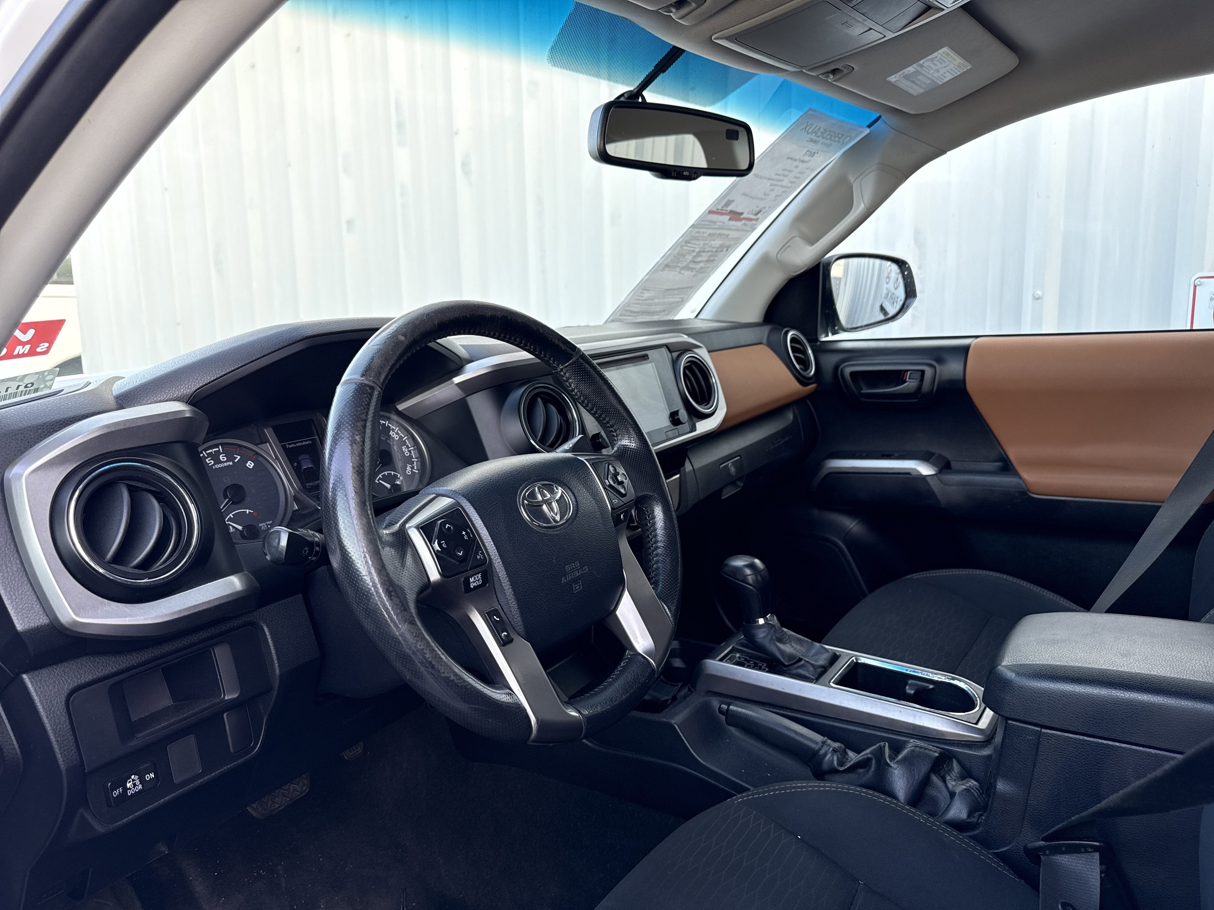 2017 Toyota Tacoma SR5