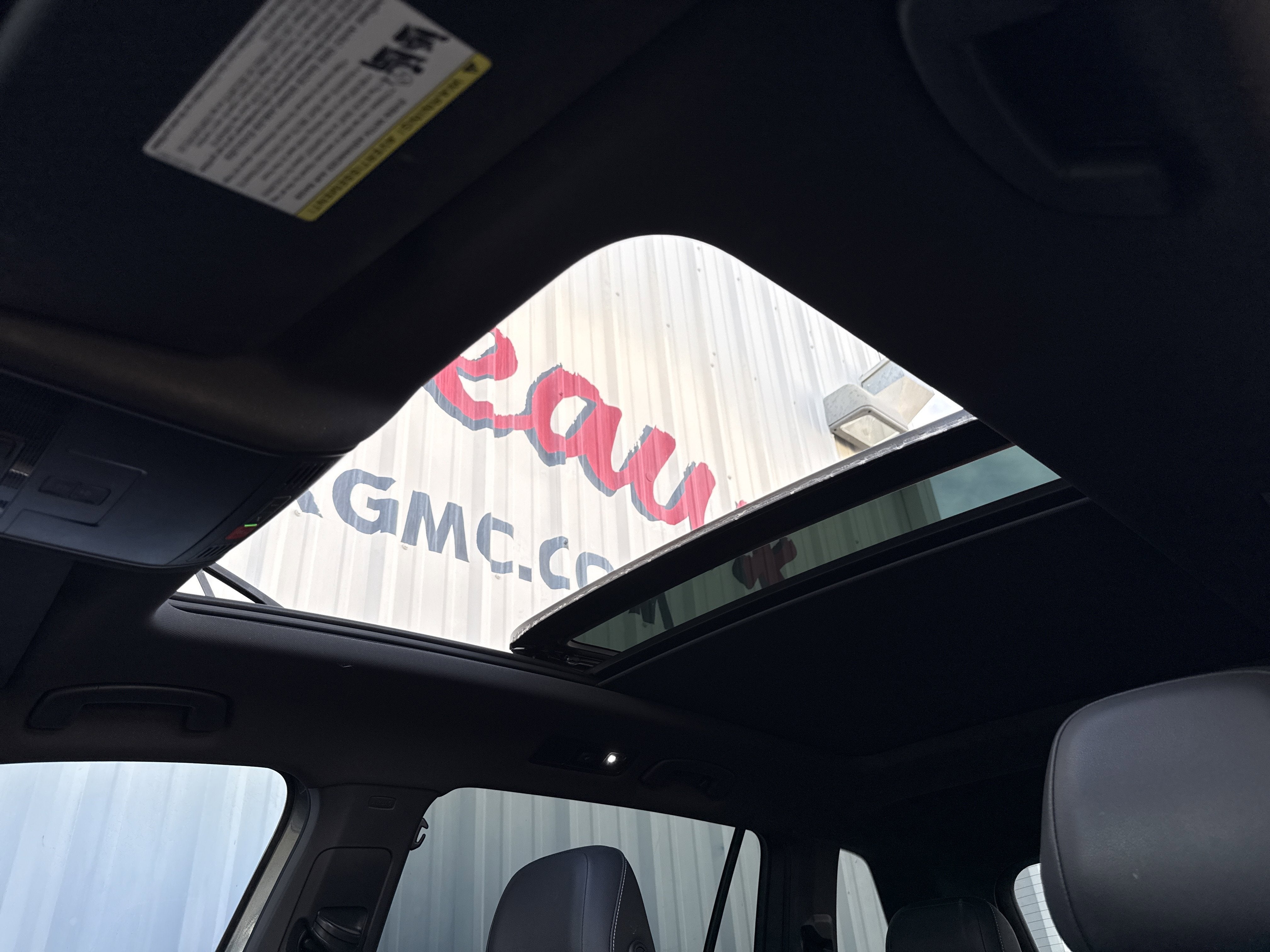 2022 Volkswagen Tiguan SEL R-Line