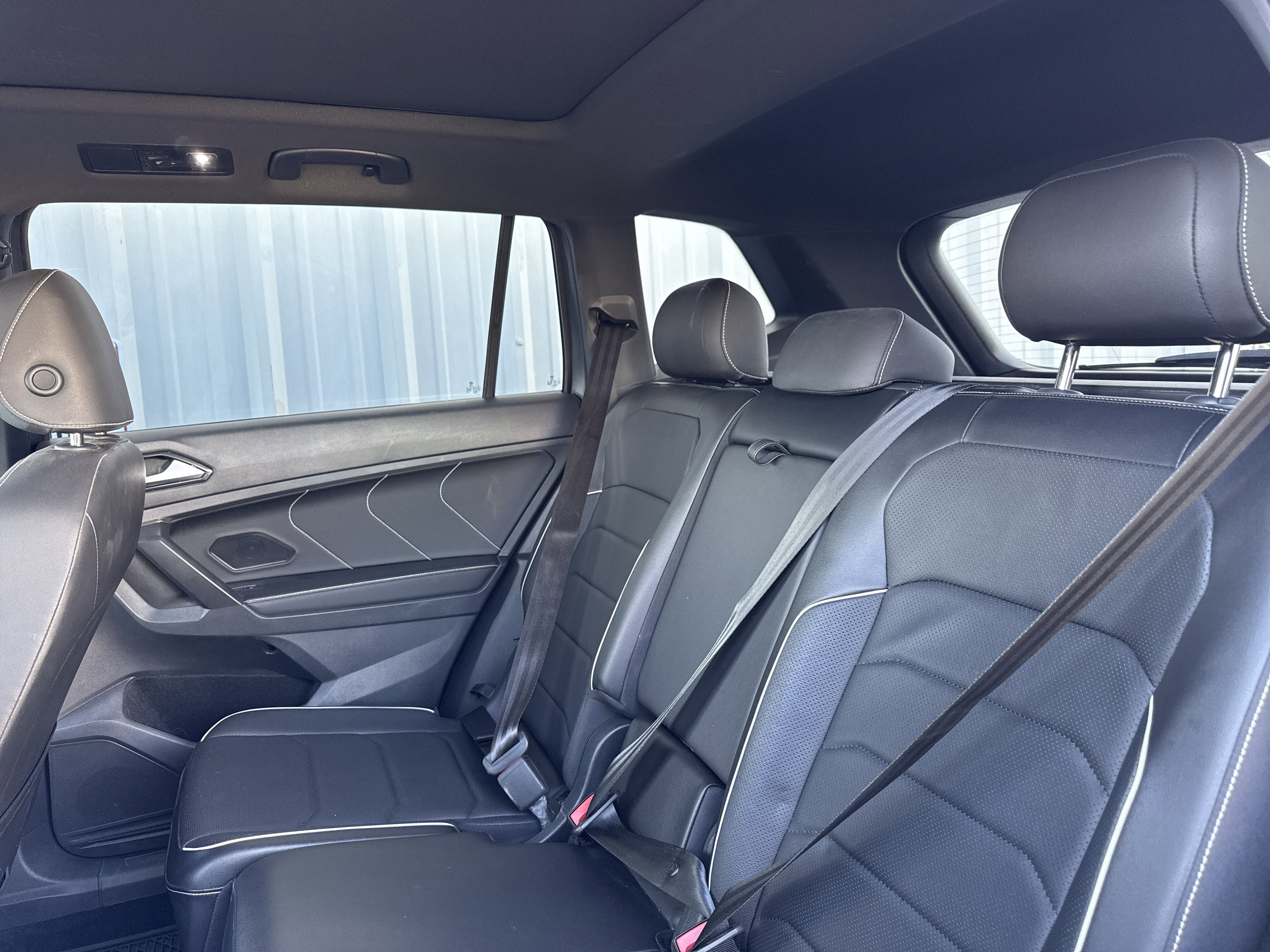 2022 Volkswagen Tiguan SEL R-Line