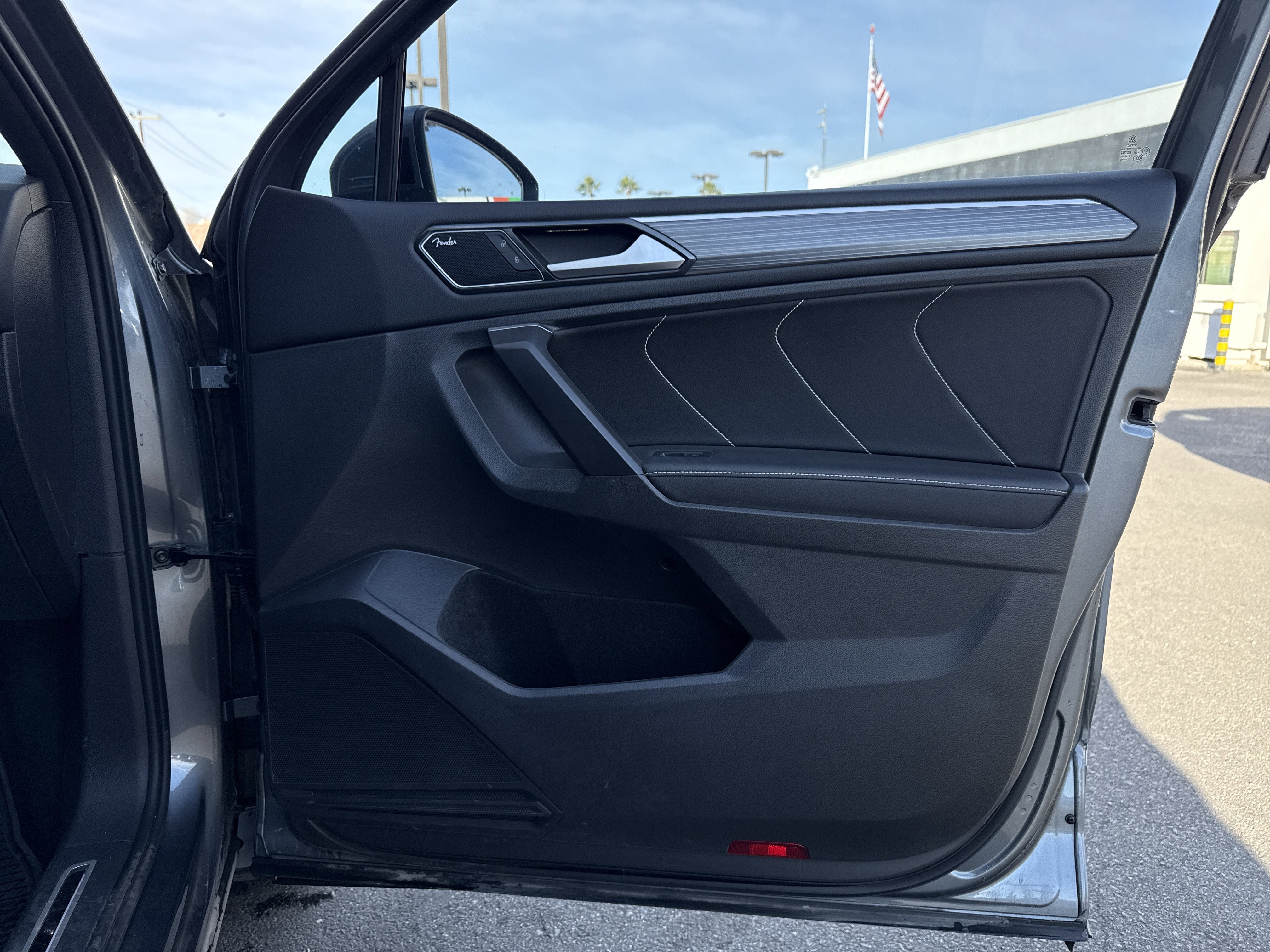 2022 Volkswagen Tiguan SEL R-Line