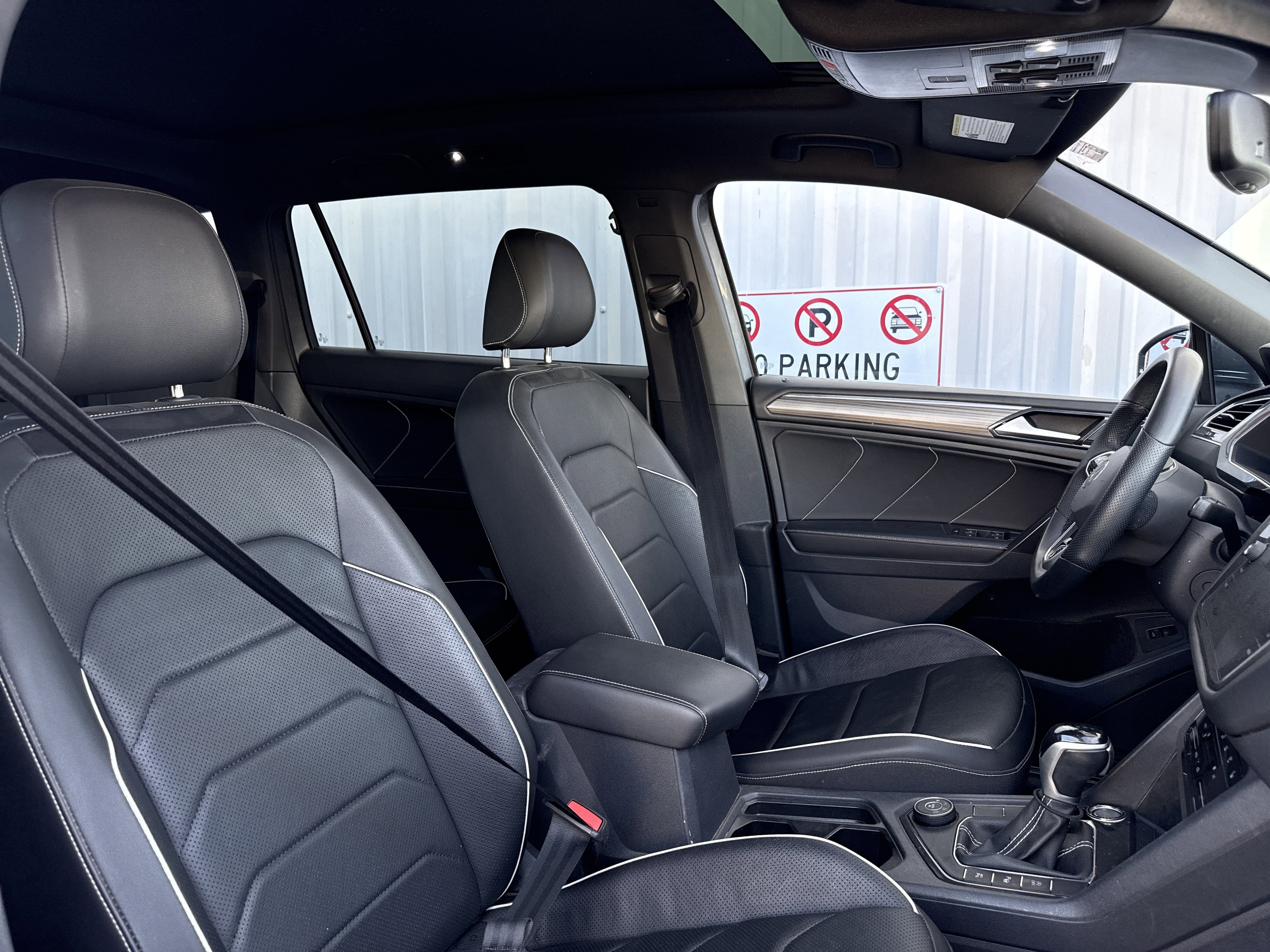 2022 Volkswagen Tiguan SEL R-Line