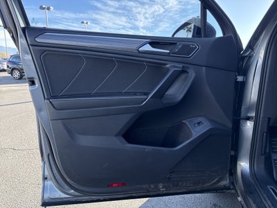 2022 Volkswagen Tiguan SEL R-Line