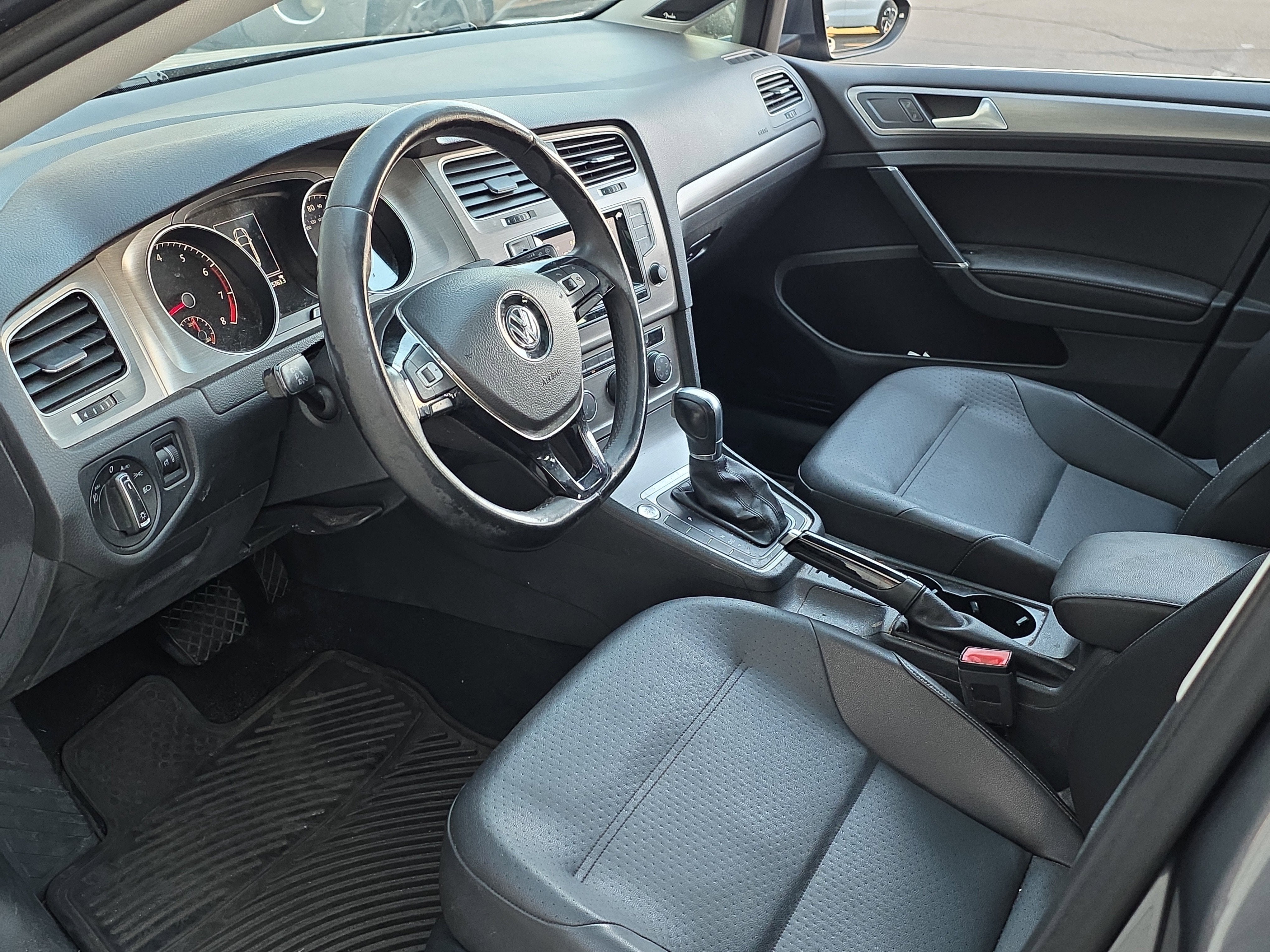 2015 Volkswagen Golf SportWagen TSI S