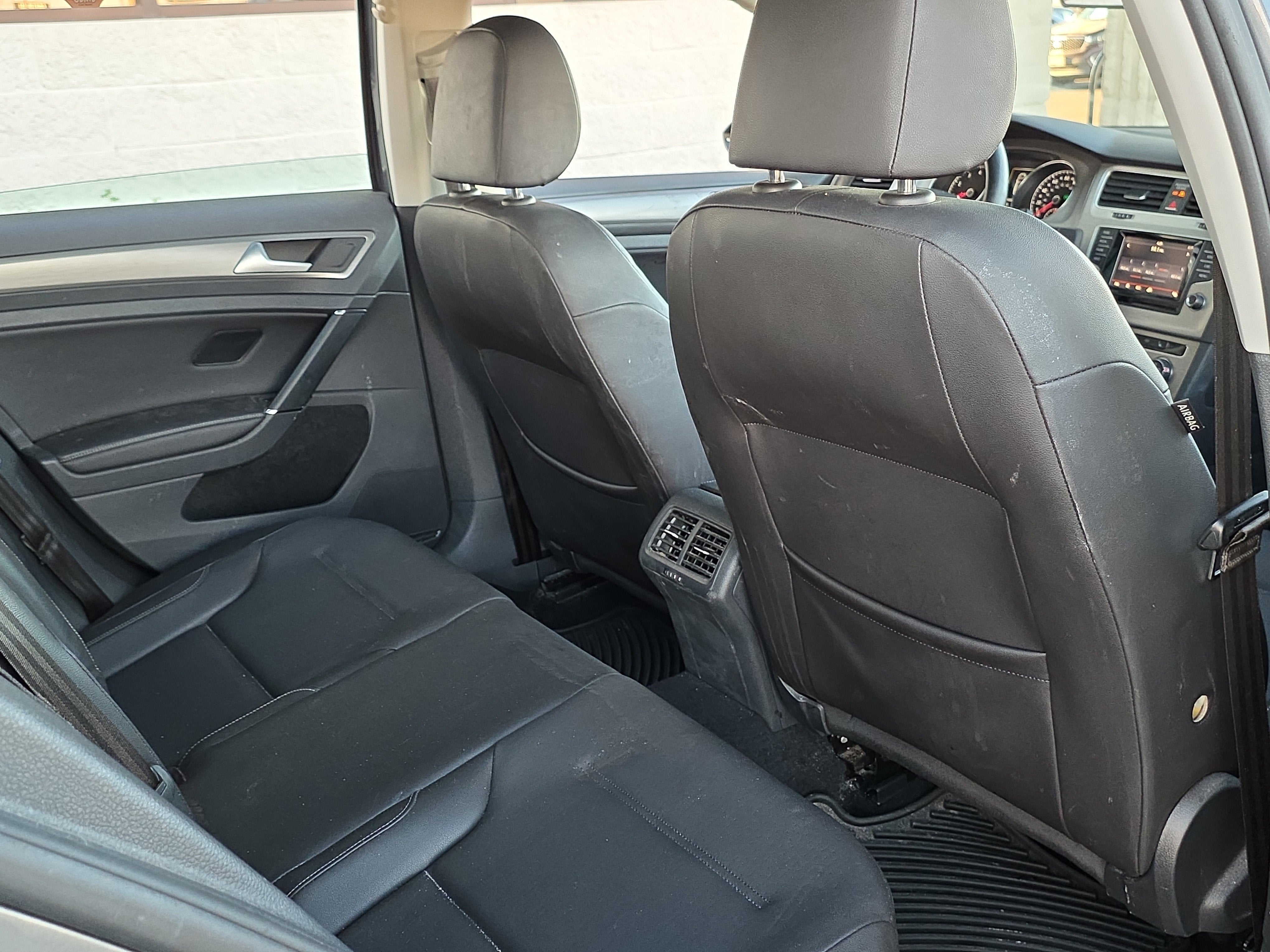 2015 Volkswagen Golf SportWagen TSI S