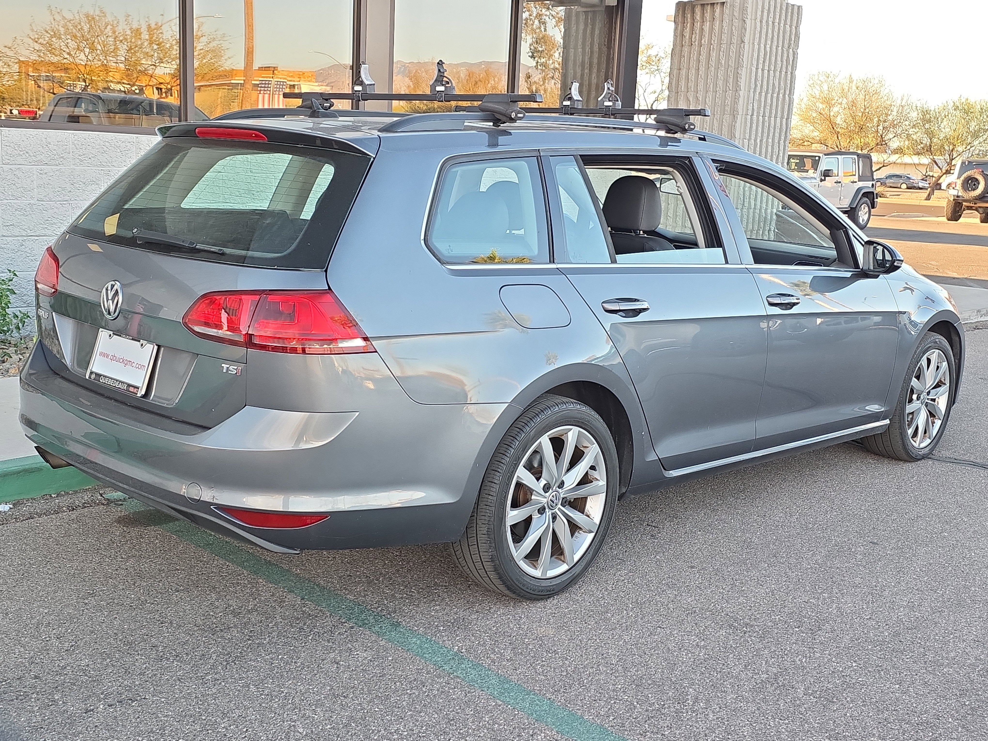 2015 Volkswagen Golf SportWagen TSI S