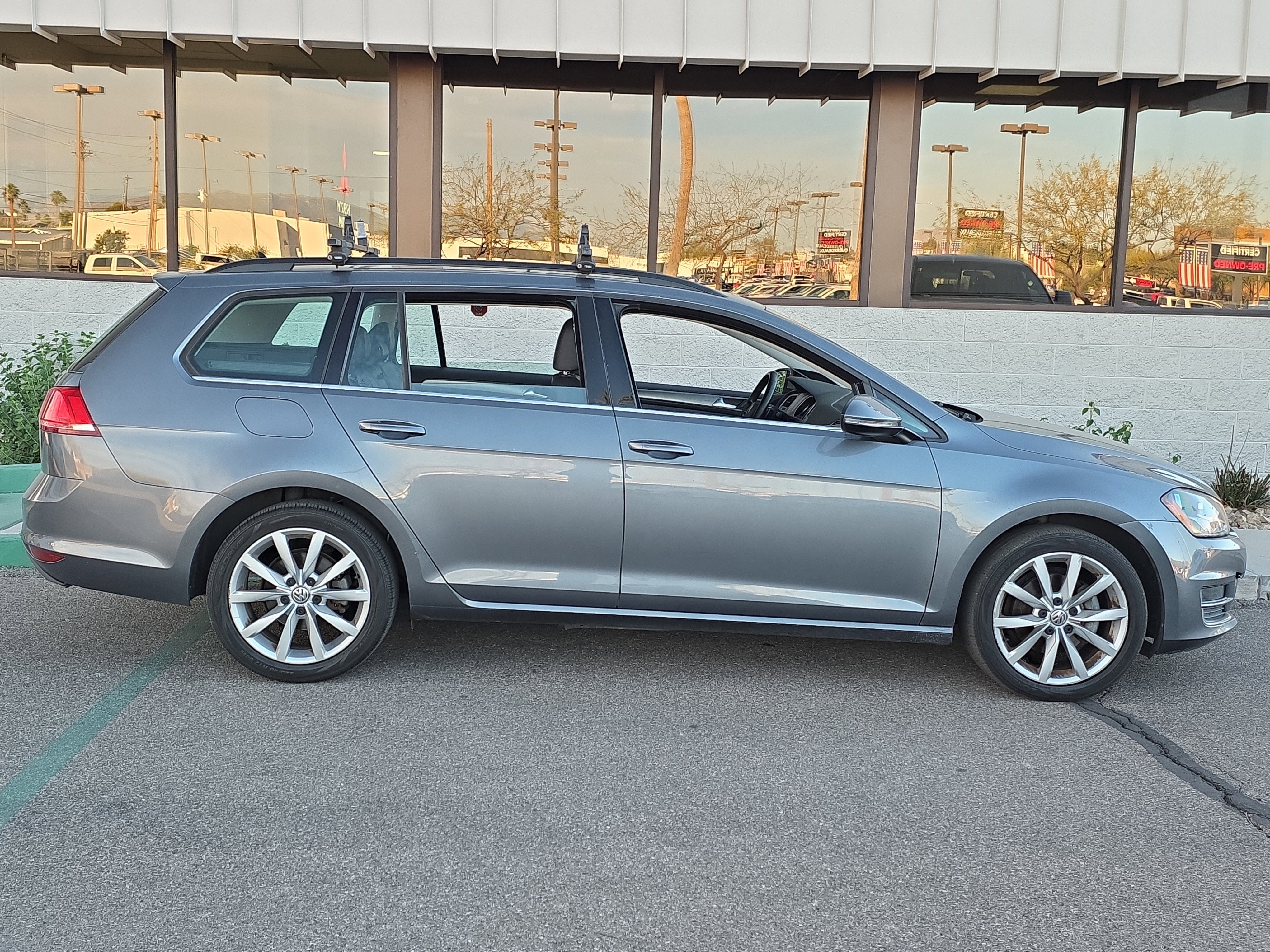 2015 Volkswagen Golf SportWagen TSI S