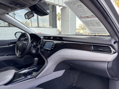 2019 Toyota Camry LE