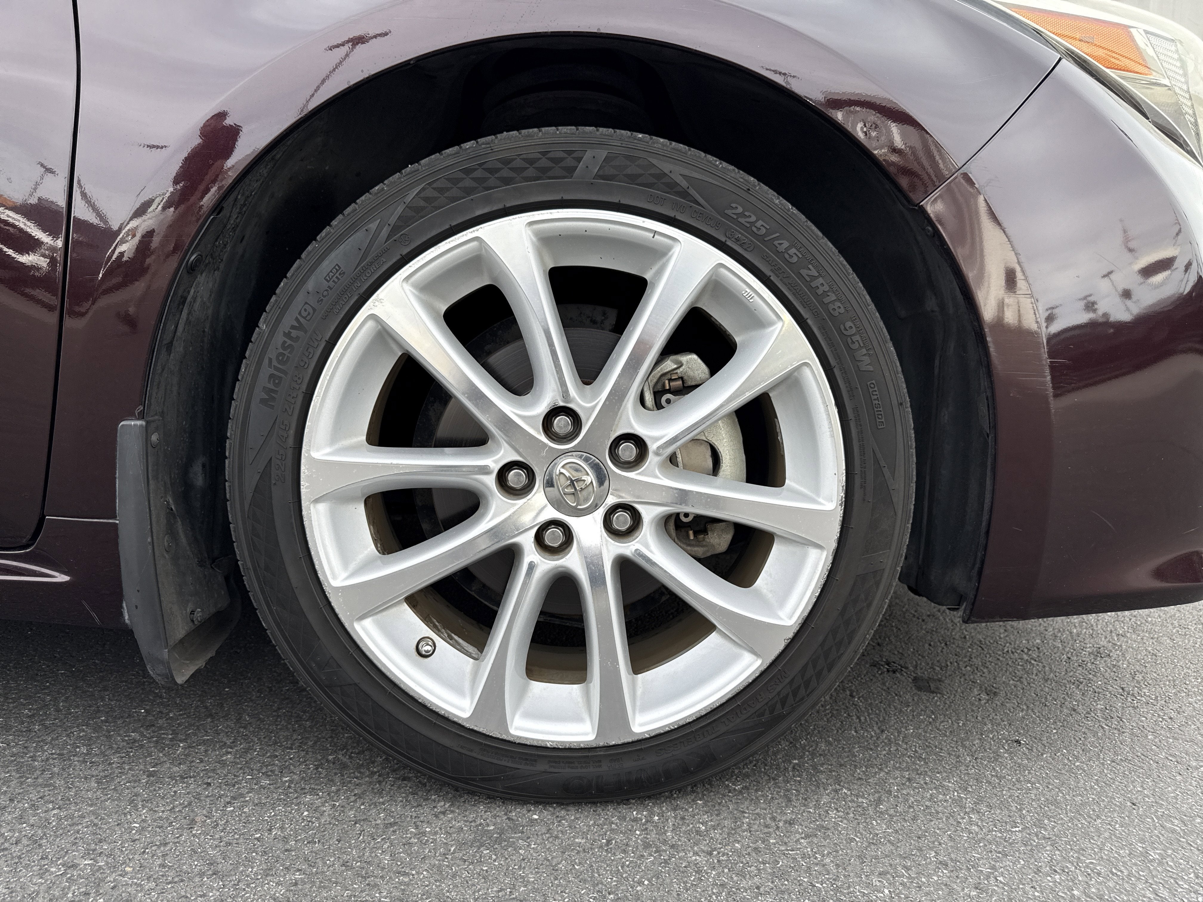 2013 Toyota Avalon XLE