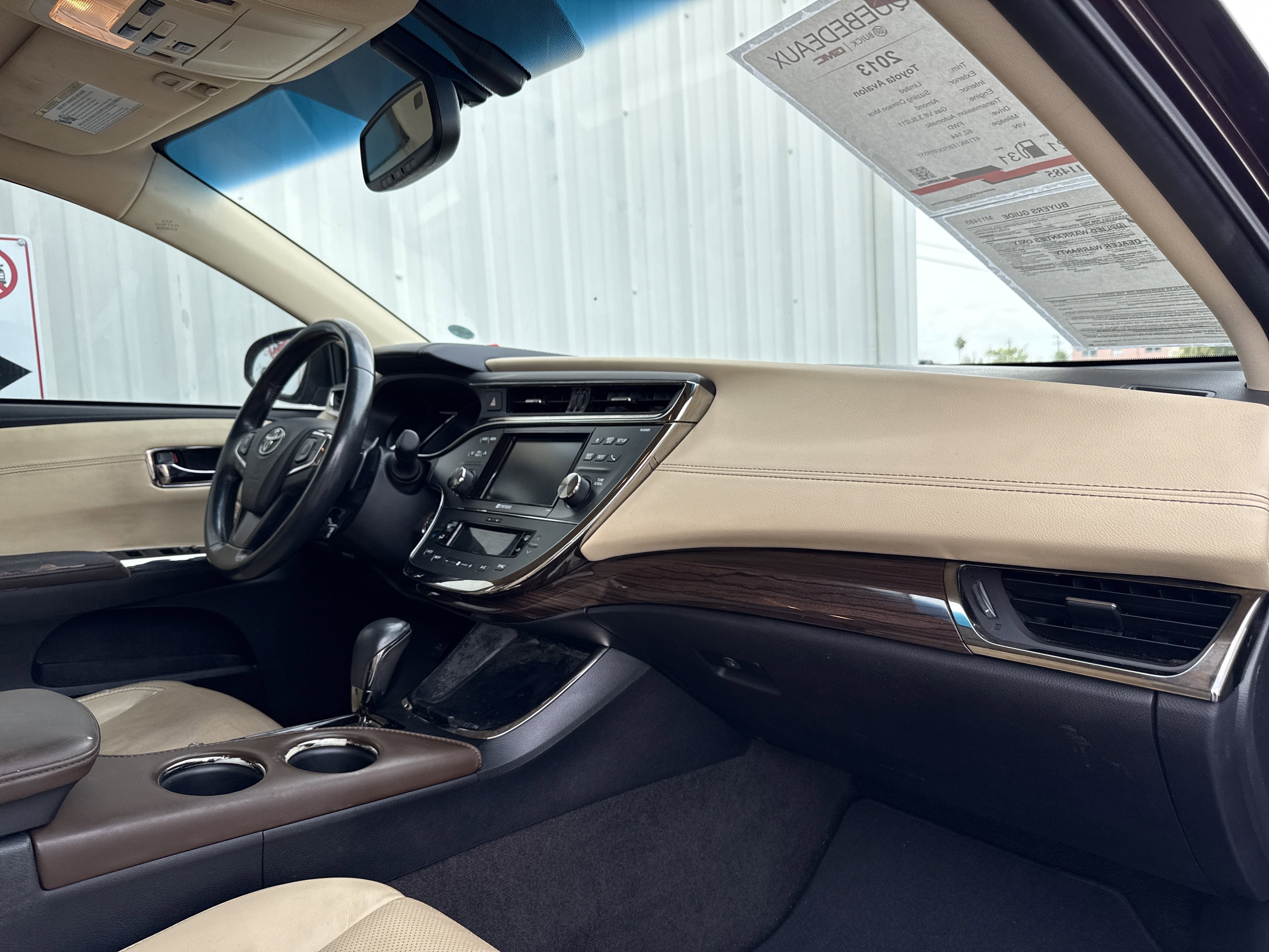 2013 Toyota Avalon XLE