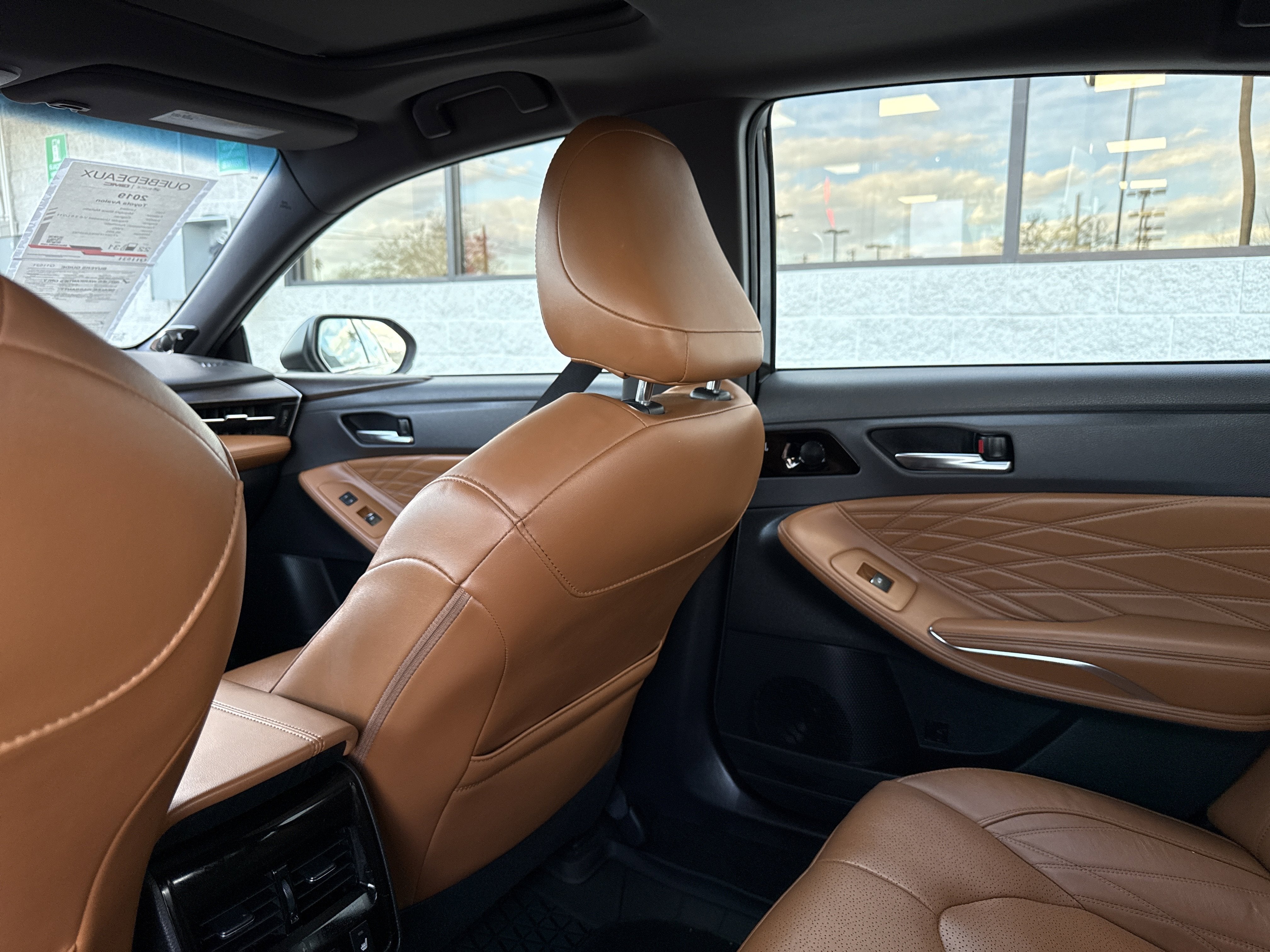 2019 Toyota Avalon XLE