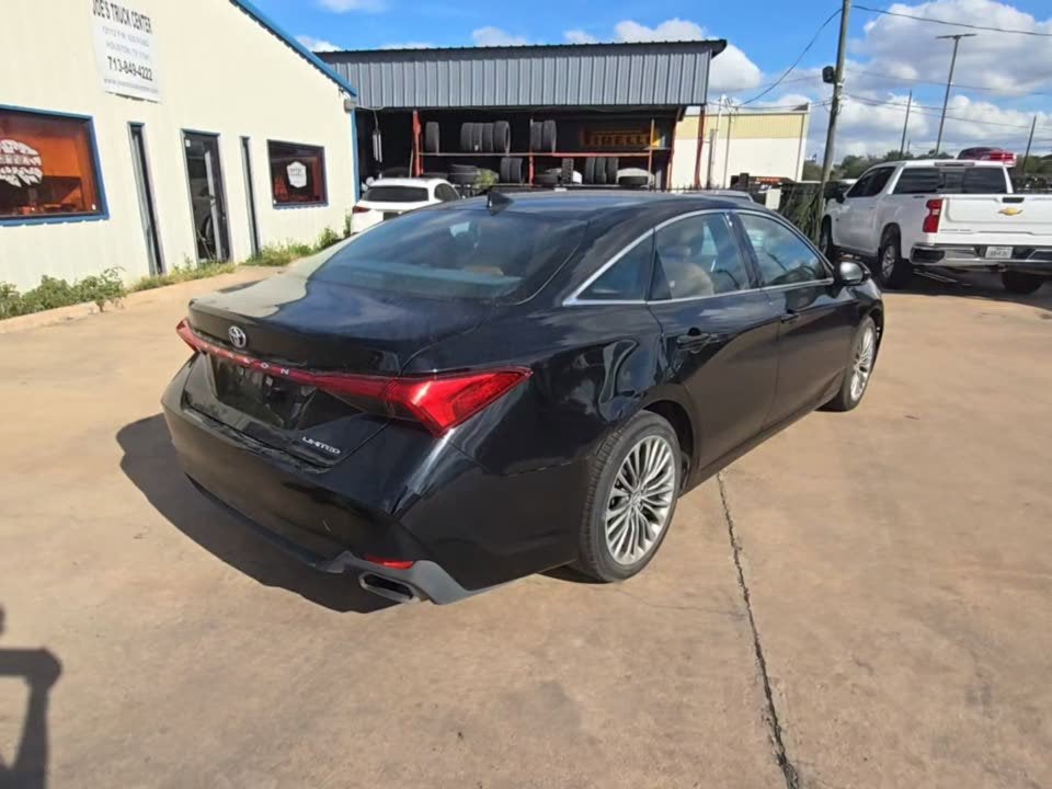 2019 Toyota Avalon XLE