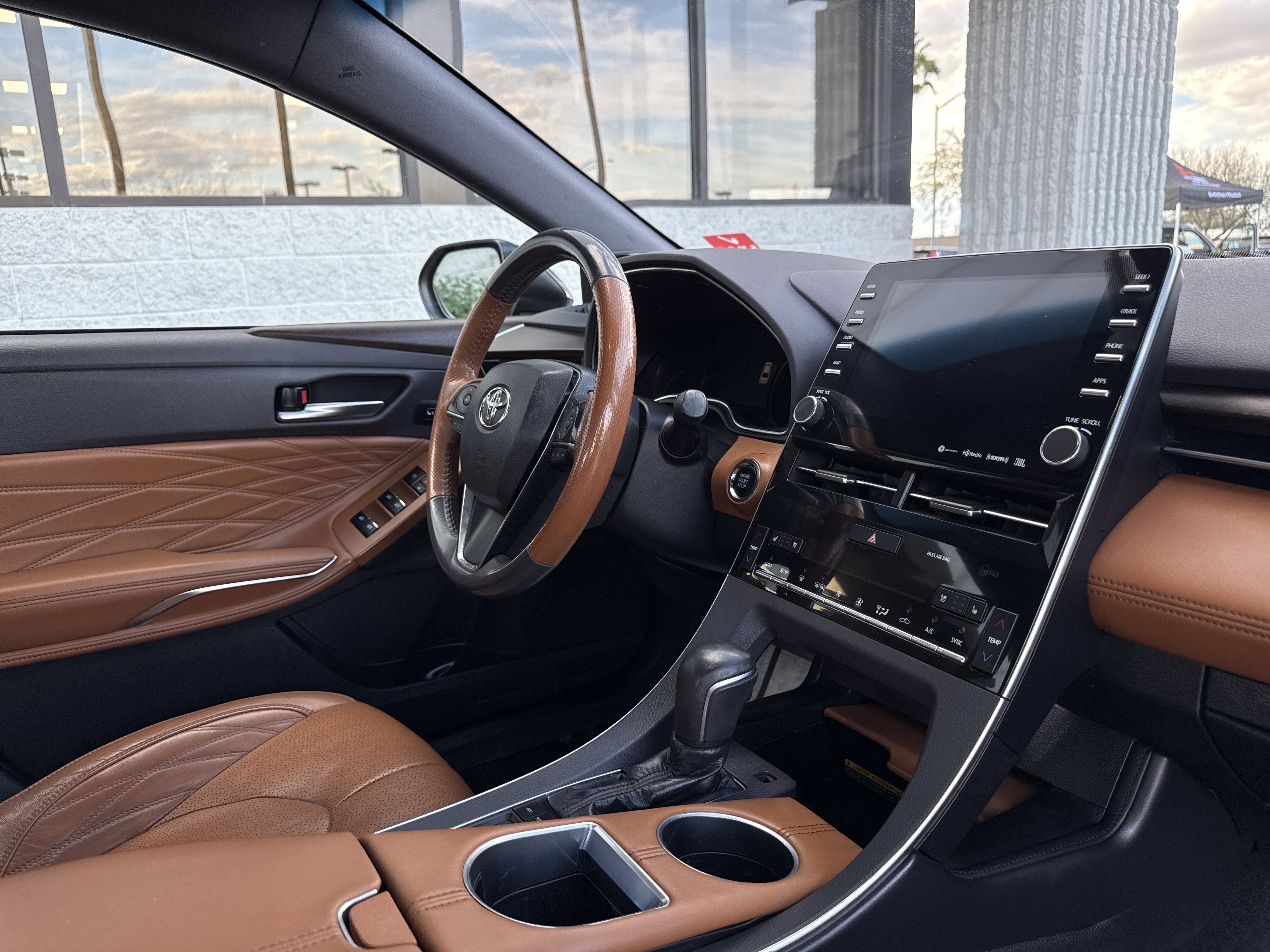 2019 Toyota Avalon XLE