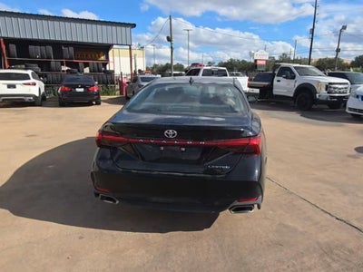 2019 Toyota Avalon XLE