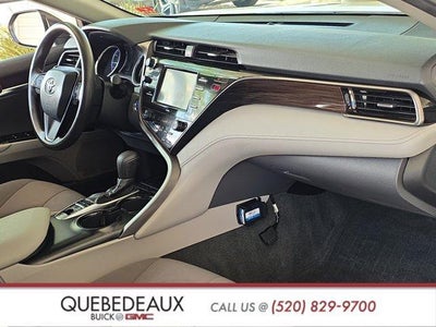 2020 Toyota Camry Hybrid LE