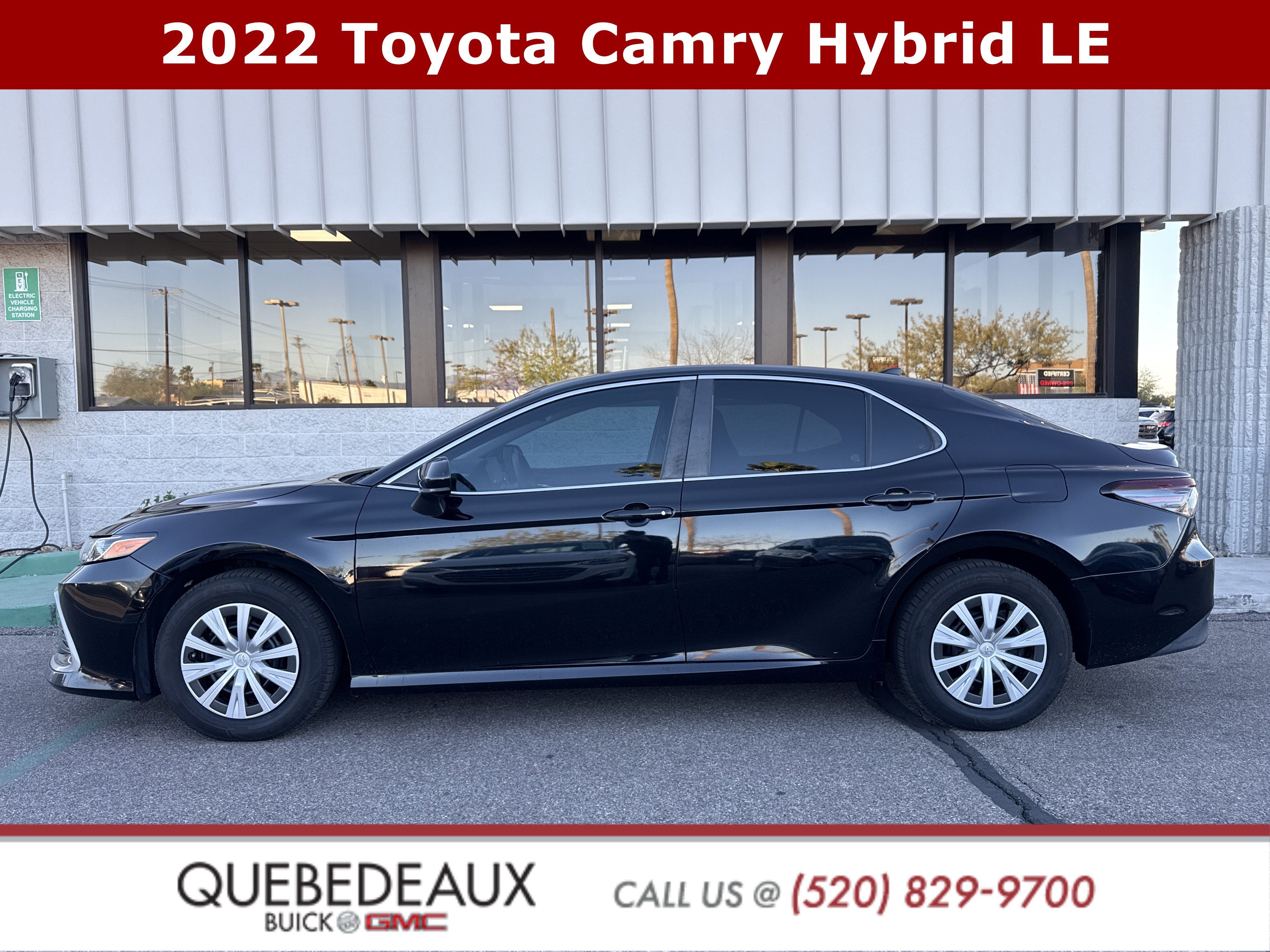 2022 Toyota Camry Hybrid LE
