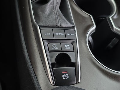 2022 Toyota Camry Hybrid LE