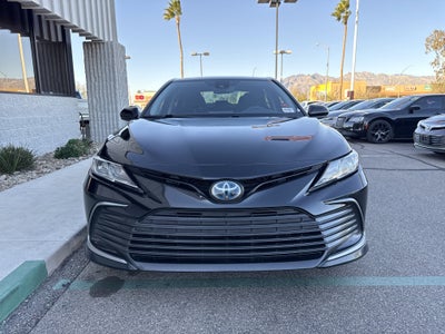 2022 Toyota Camry Hybrid LE