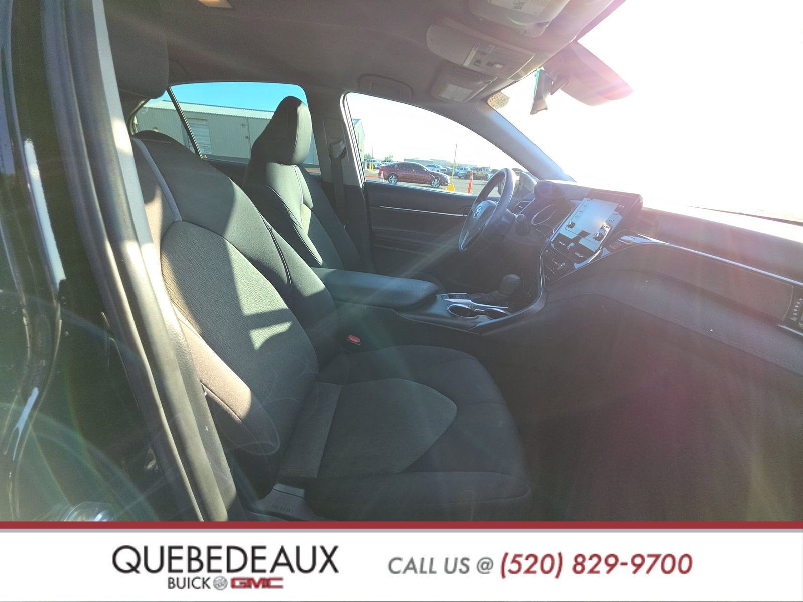 2022 Toyota Camry Hybrid LE