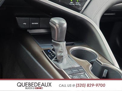 2022 Toyota Camry Hybrid SE