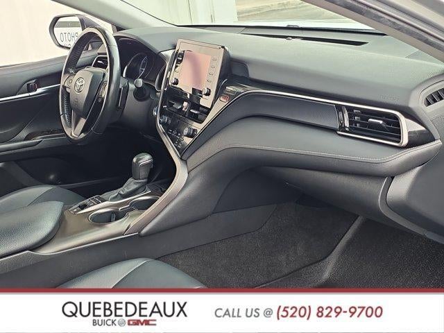 2022 Toyota Camry Hybrid SE