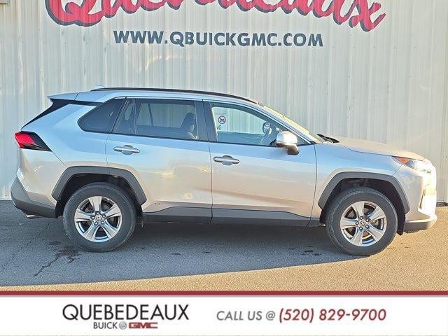 2022 Toyota RAV4 Hybrid LE