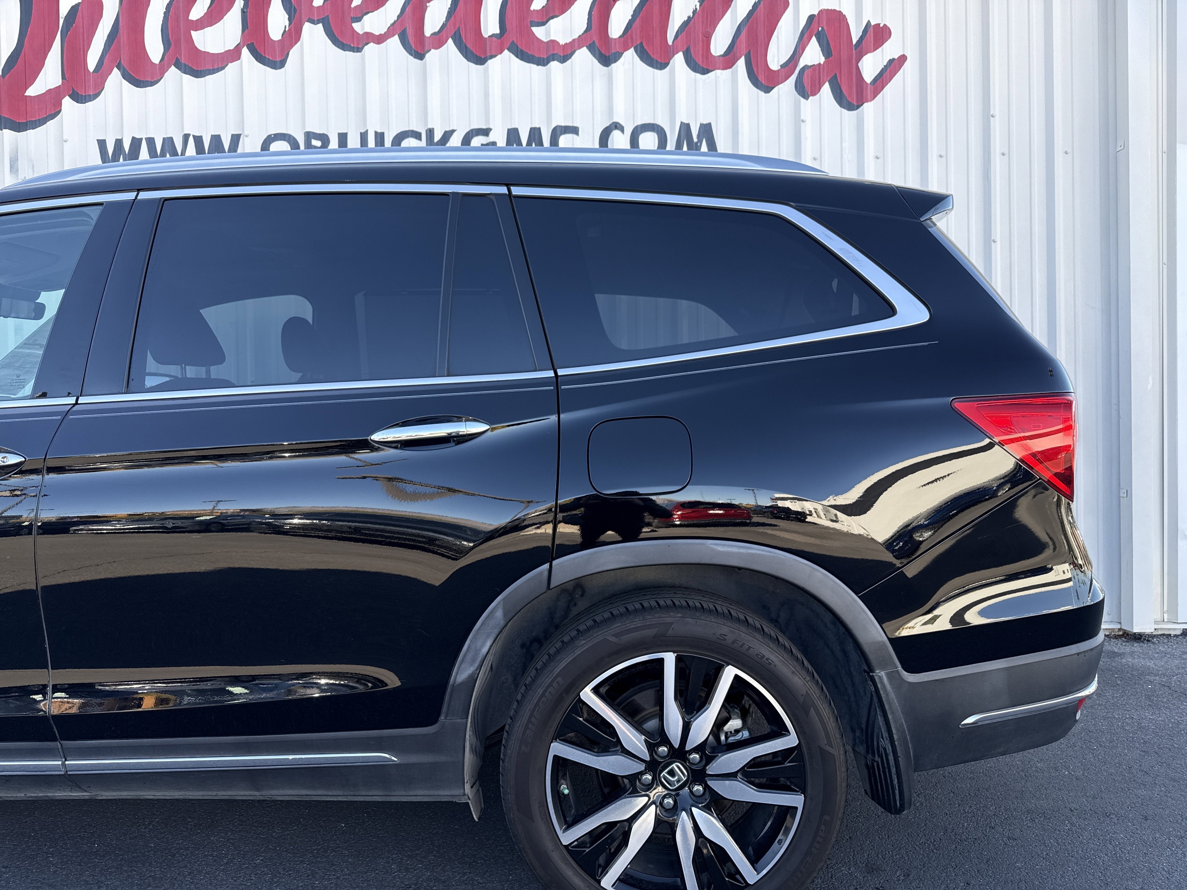 2019 Honda Pilot Touring 7-Passenger
