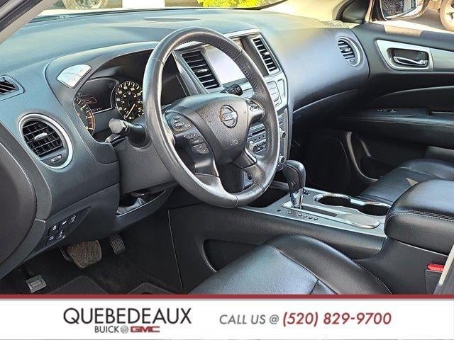 2017 Nissan Pathfinder SL