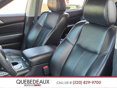 2017 Nissan Pathfinder SL