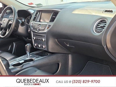 2017 Nissan Pathfinder SL