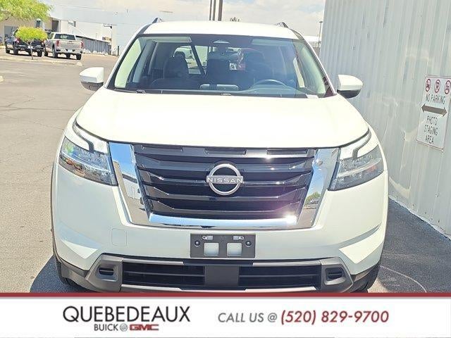 2022 Nissan Pathfinder SV