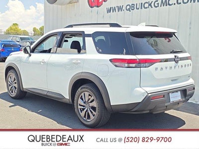 2022 Nissan Pathfinder SV