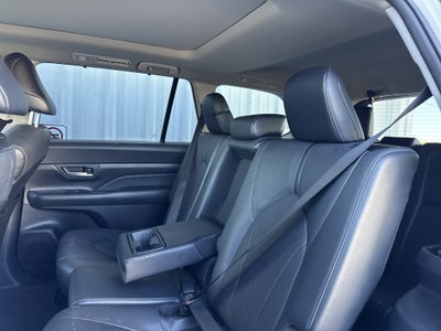 2024 Toyota Grand Highlander Hybrid XLE