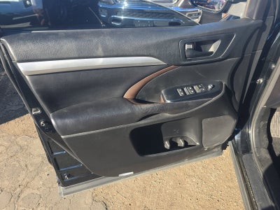 2018 Toyota Highlander LE