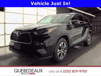 2022 Toyota Highlander Hybrid XLE