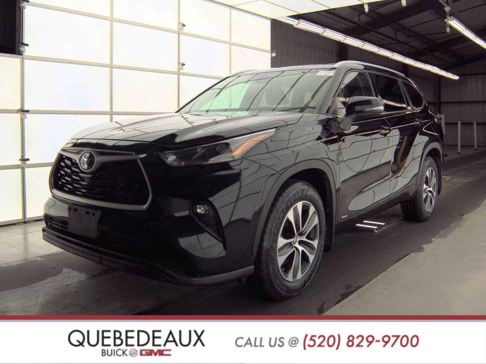 2022 Toyota Highlander Hybrid XLE