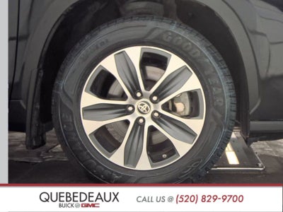 2022 Toyota Highlander Hybrid XLE