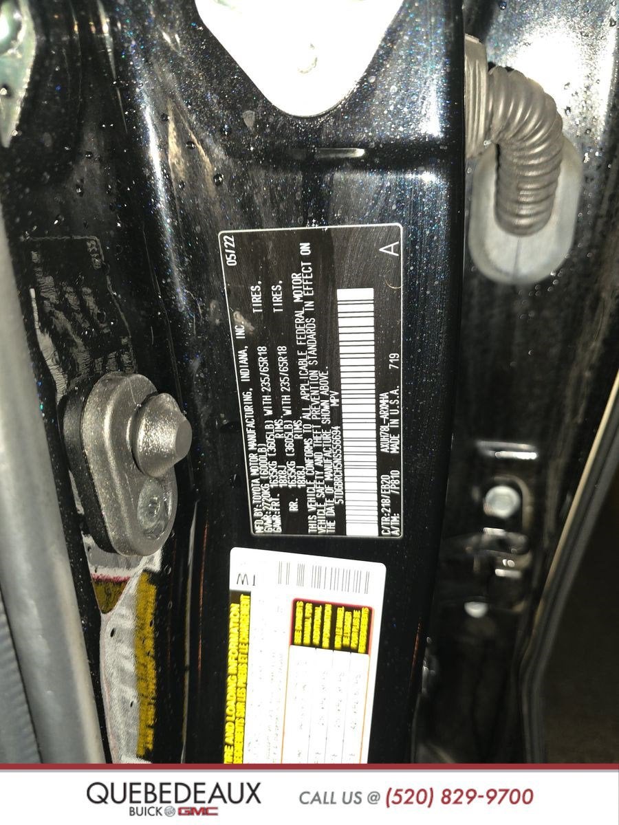 2022 Toyota Highlander Hybrid XLE