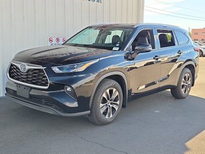 2022 Toyota Highlander Hybrid XLE