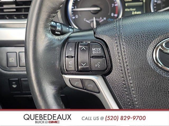 2019 Toyota Highlander SE