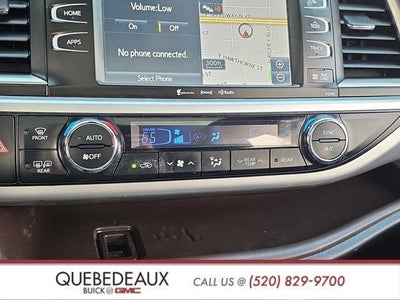 2019 Toyota Highlander SE