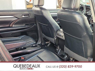 2019 Toyota Highlander SE