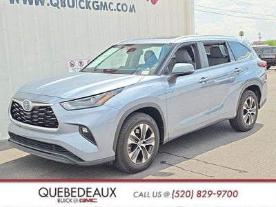 2023 Toyota Highlander Hybrid XLE