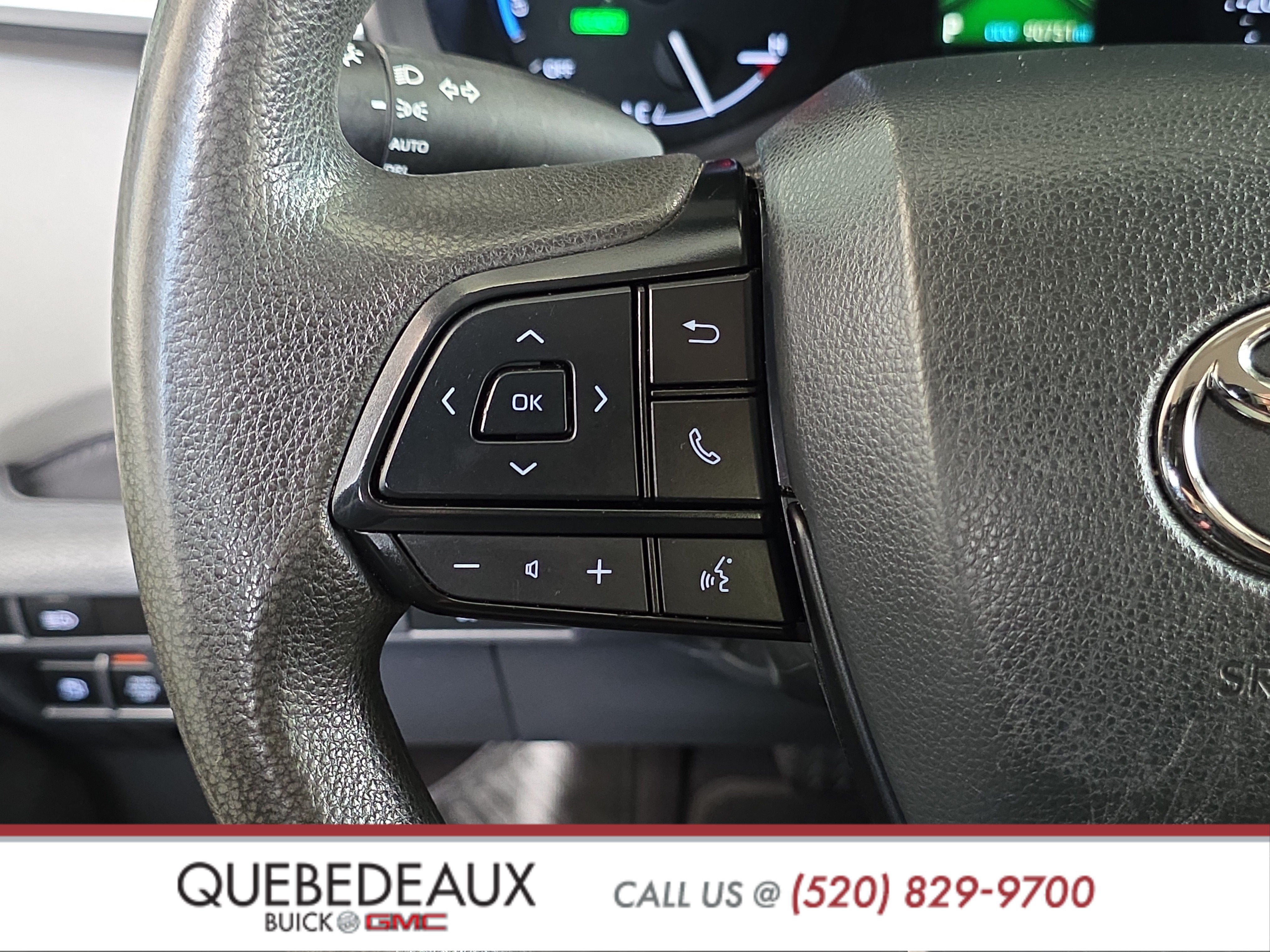 2023 Toyota Sienna LE