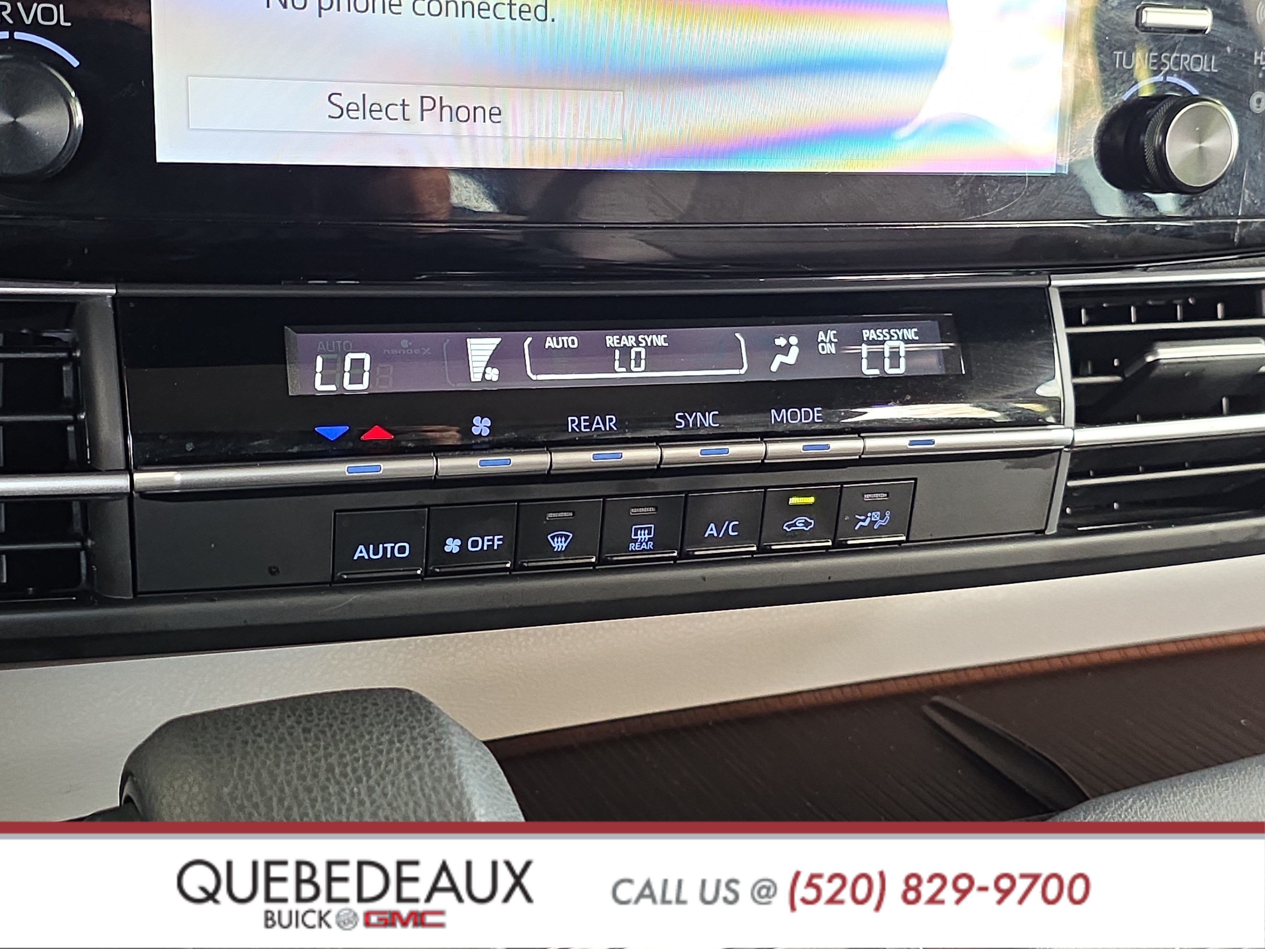 2023 Toyota Sienna LE