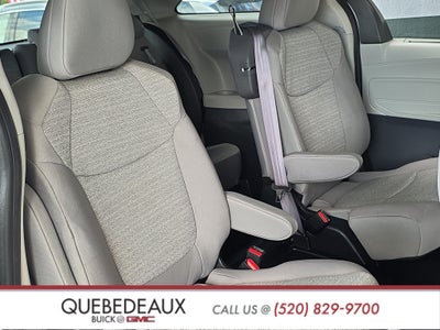 2023 Toyota Sienna LE