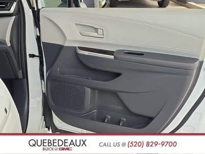 2023 Toyota Sienna LE