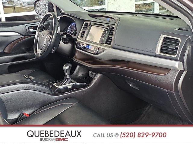 2019 Toyota Highlander SE