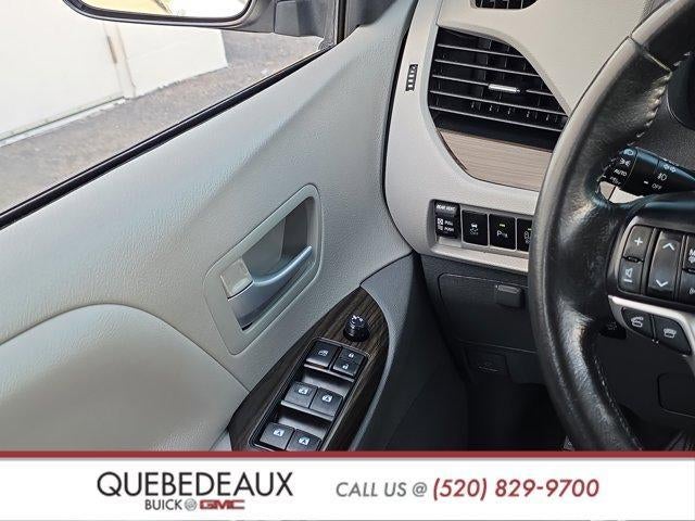 2015 Toyota Sienna XLE